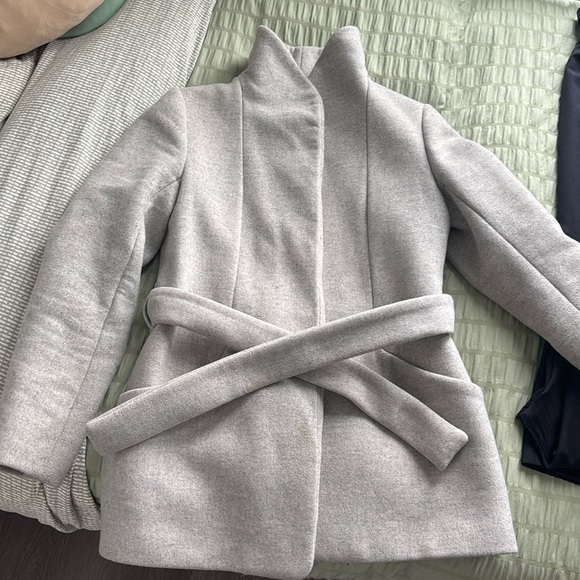 Aritzia Jackets & Blazers - Aritzia wool jacket